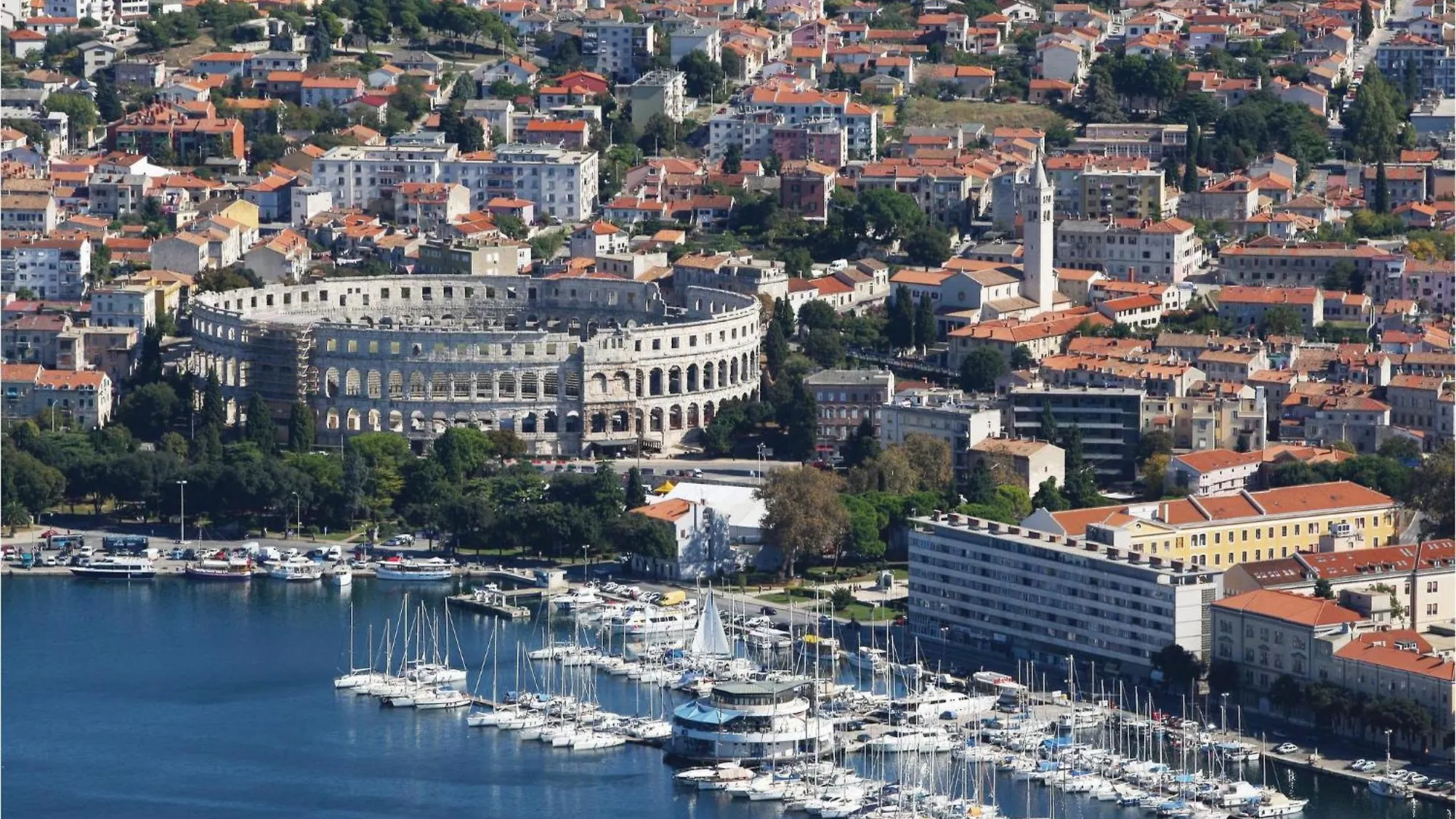 Beautiful Apartment In Pula With House Sea View